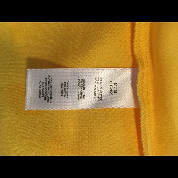 Avon Signature Collection top. Size M/M (10-12). - Picture 7 of 8